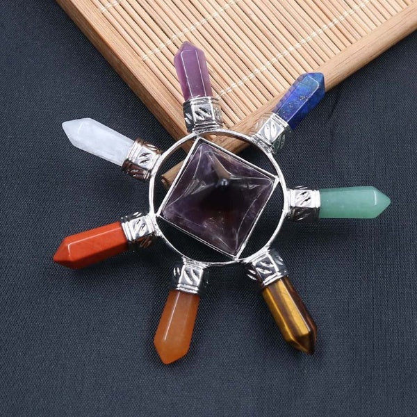 Générateur d'énergie de pyramide de chakra à cristaux naturels