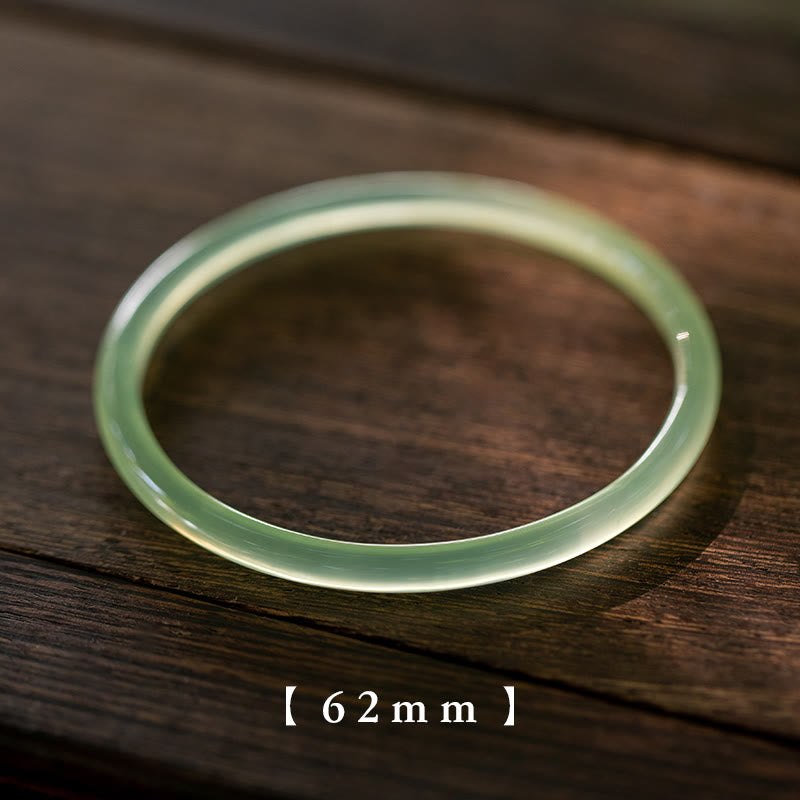Bracelet jonc Force Courage en calcédoine verte naturelle 52 mm