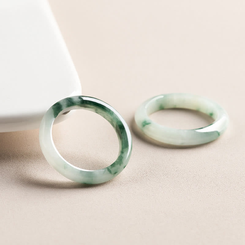 Bague en jade vert naturel pour la chance et l'abondance 17 mm
