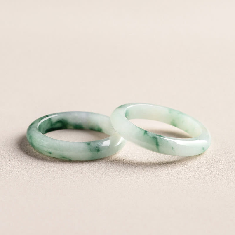 Bague en jade vert naturel pour la chance et l'abondance 17 mm