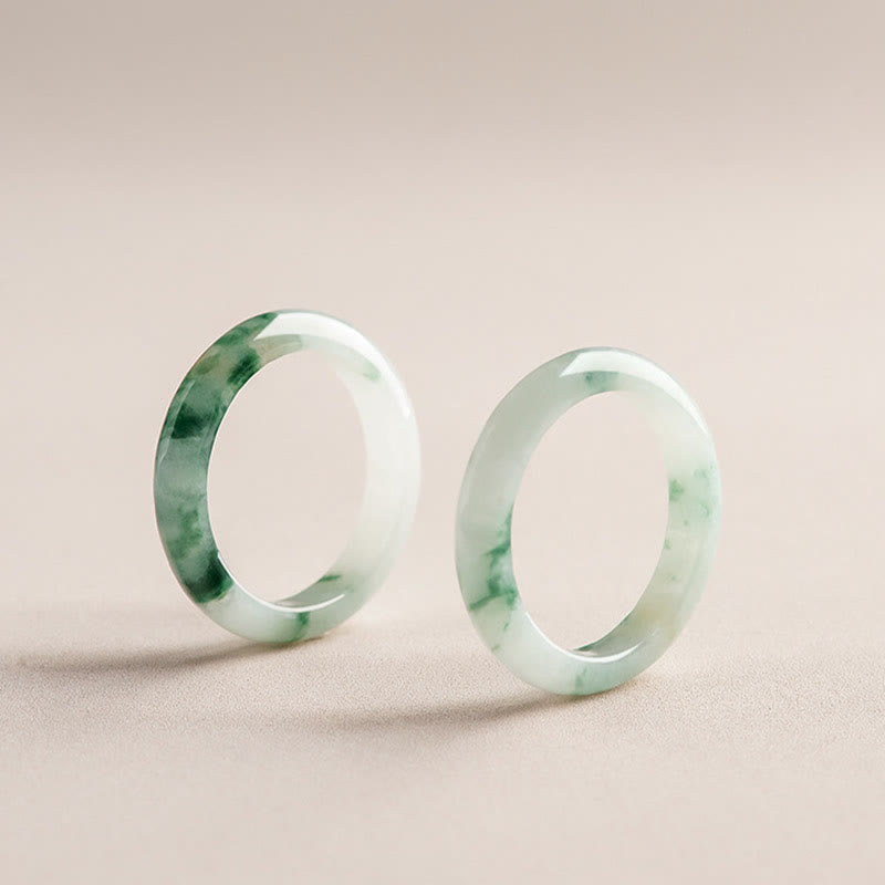 Bague en jade vert naturel pour la chance et l'abondance 17 mm