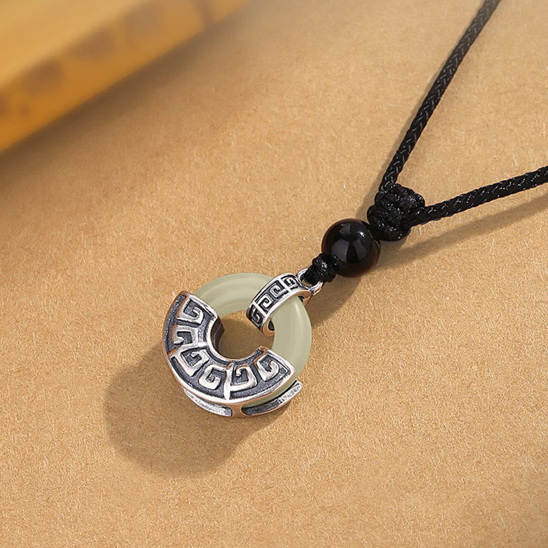 Collier en jade Hetian naturel avec boucle de paix | Prospérité en argent 925