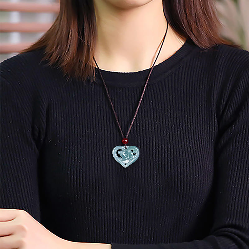 Collier pendentif porte-bonheur en jade naturel avec cœur et lapin
