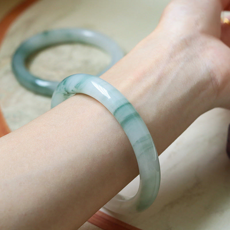 Bracelet jonc porte-bonheur et prospérité en jade naturel 56 mm