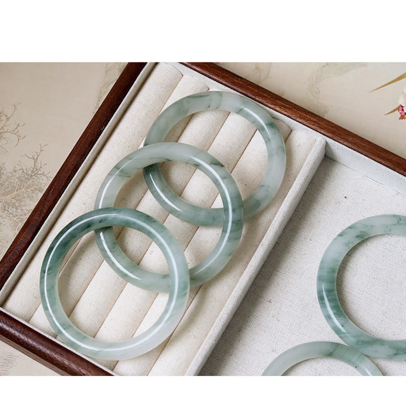 Bracelet jonc porte-bonheur et prospérité en jade naturel 56 mm