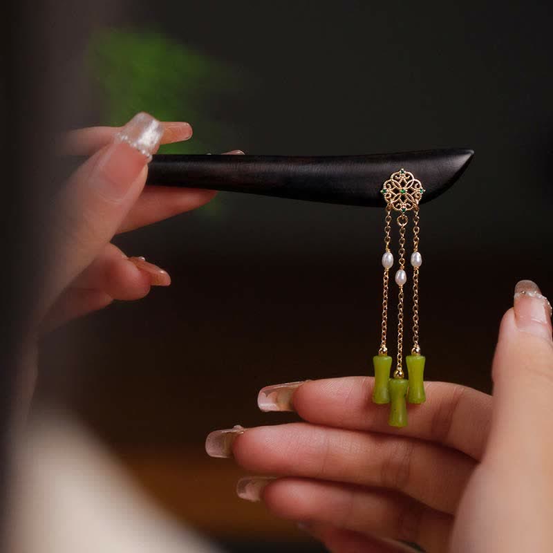 Épingle à cheveux à pompons en bois d'ébène et péridot naturel