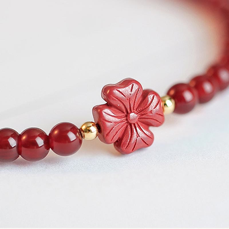 Bracelet de confiance en agate rouge naturelle avec breloque trèfle à quatre feuilles et étoile