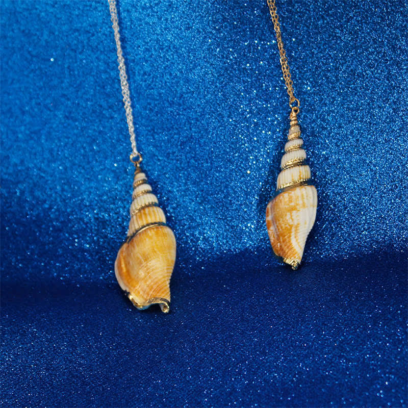 Collier spirituel porte-bonheur en coquillage de conque Shankha naturel