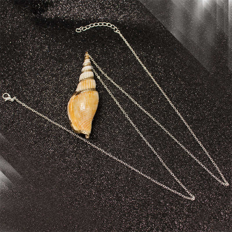 Collier spirituel porte-bonheur en coquillage de conque Shankha naturel
