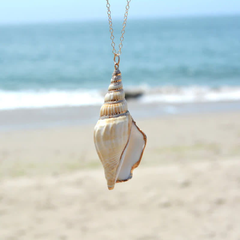Collier spirituel porte-bonheur en coquillage de conque Shankha naturel