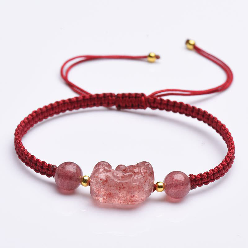 Bracelet PiXiu en quartz fraise naturel et fil rouge pour la chance