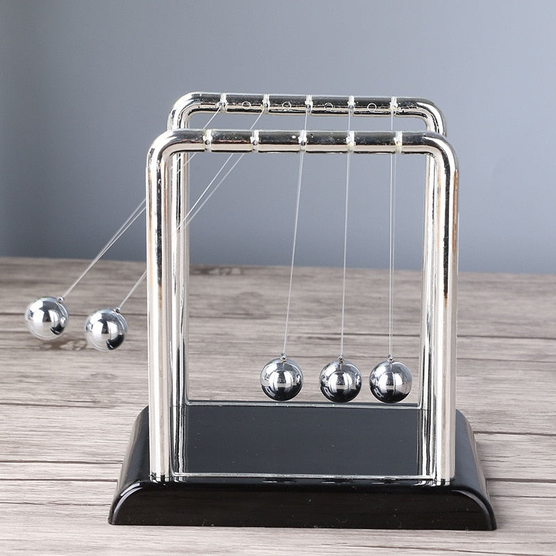 Pendule métallique de Newton 