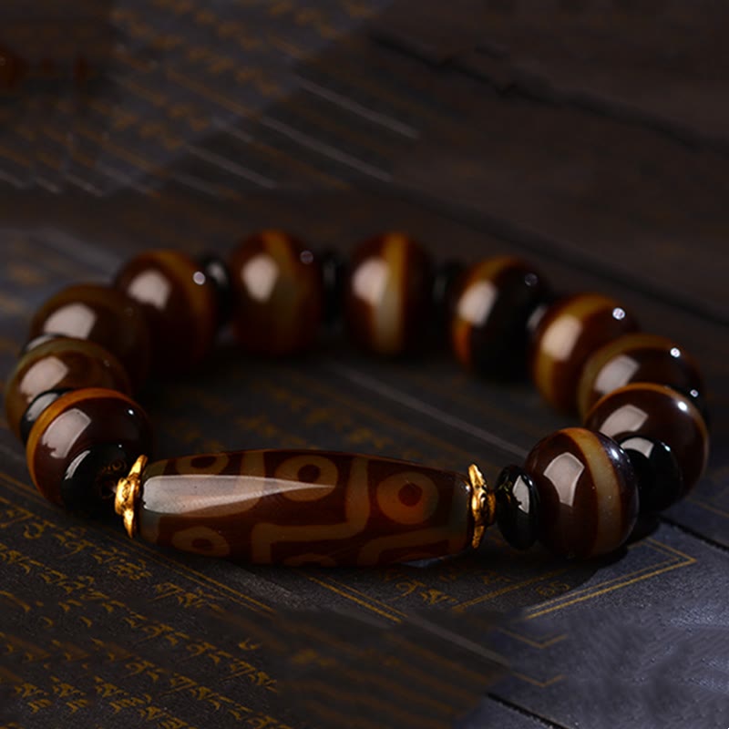 Bracelet de richesse et de protection en agate à neuf yeux