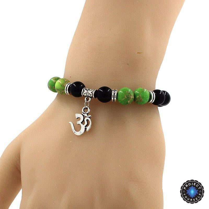 Bracelet Agate Charm Om - Bijoux Symbole Spirituel