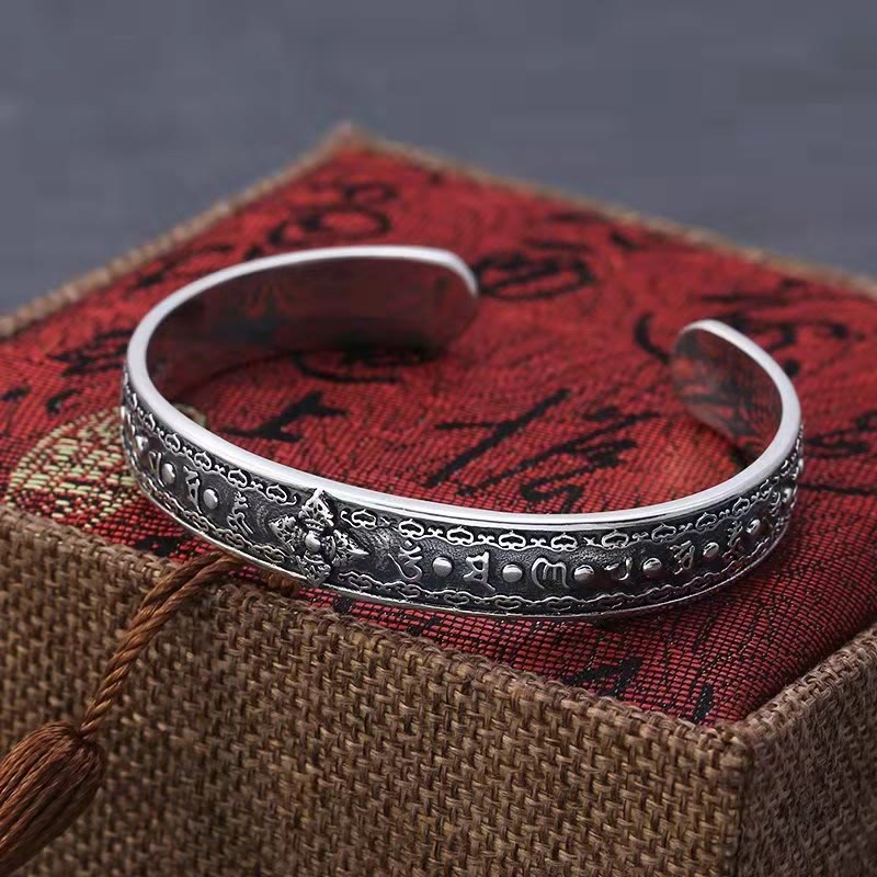 Bracelet manchette de sagesse en argent sterling 925 Om Mani Padme Hum