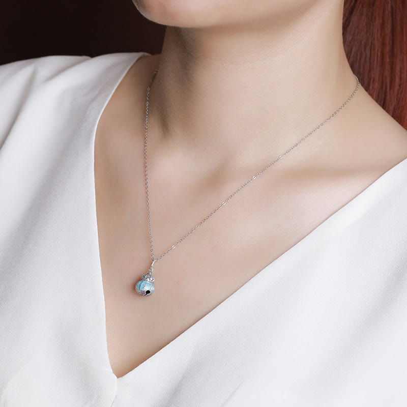 Collier pendentif Om Mani Padme Hum en argent 999 avec gourde de sagesse
