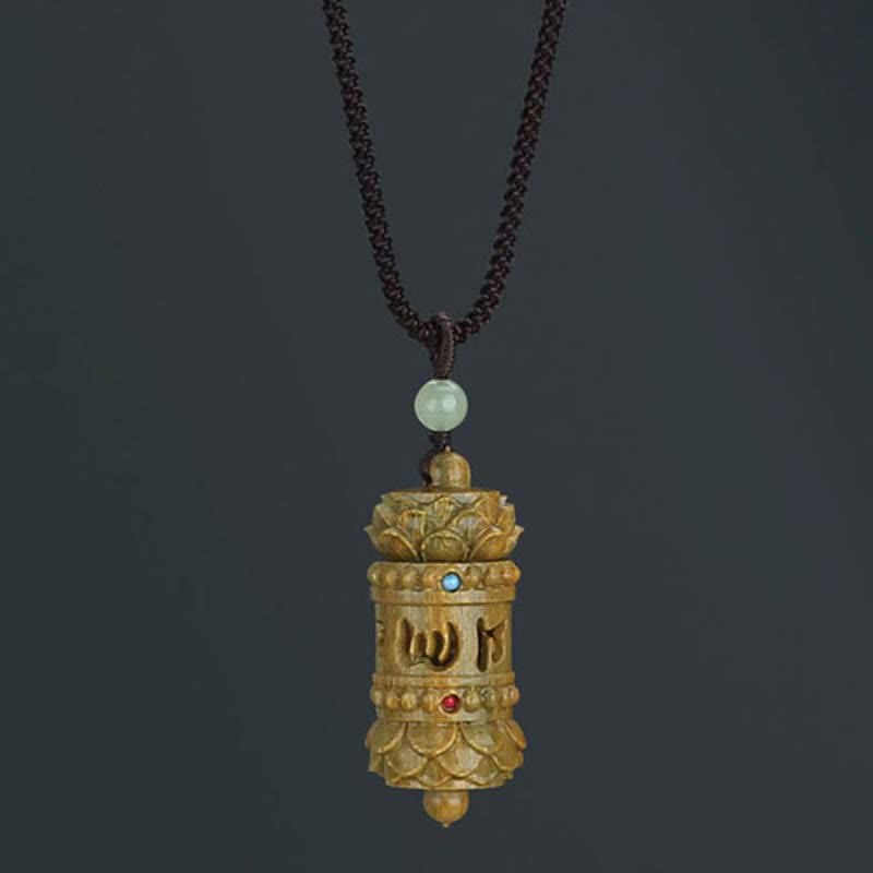 Collier en bois de santal vert Om Mani Padme Hum pour une paix apaisante