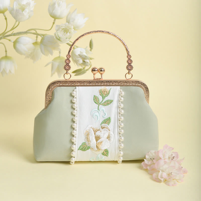 Sac bandoulière vert pâle brodé de fleurs avec pendentif en perles