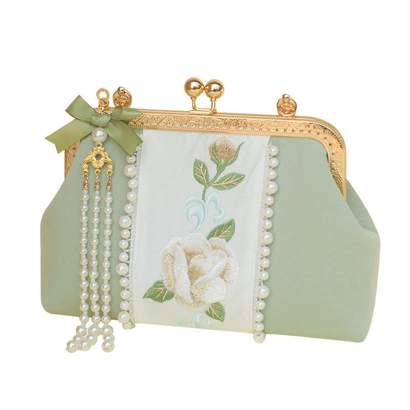 Sac bandoulière vert pâle brodé de fleurs avec pendentif en perles