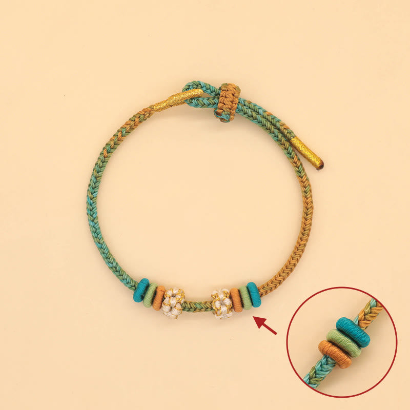 Bracelet à huit fils rouges Peace Knot pour la chance et l'harmonie