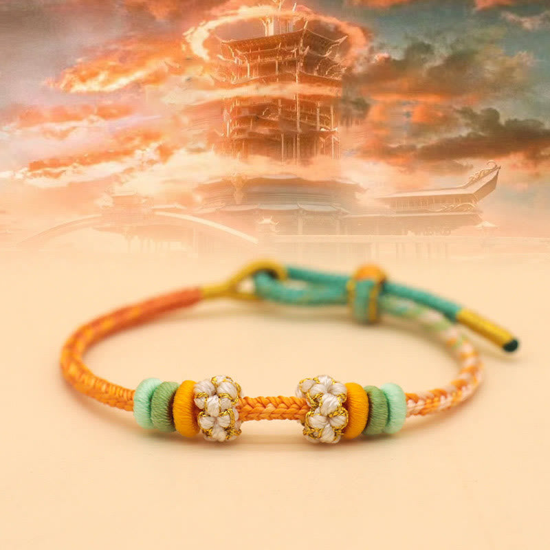 Bracelet à huit fils rouges Peace Knot pour la chance et l'harmonie