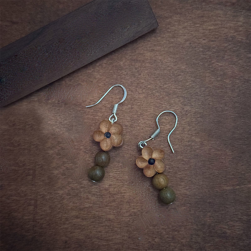 Boucles d'oreilles en bois de pêcher et bois de santal vert