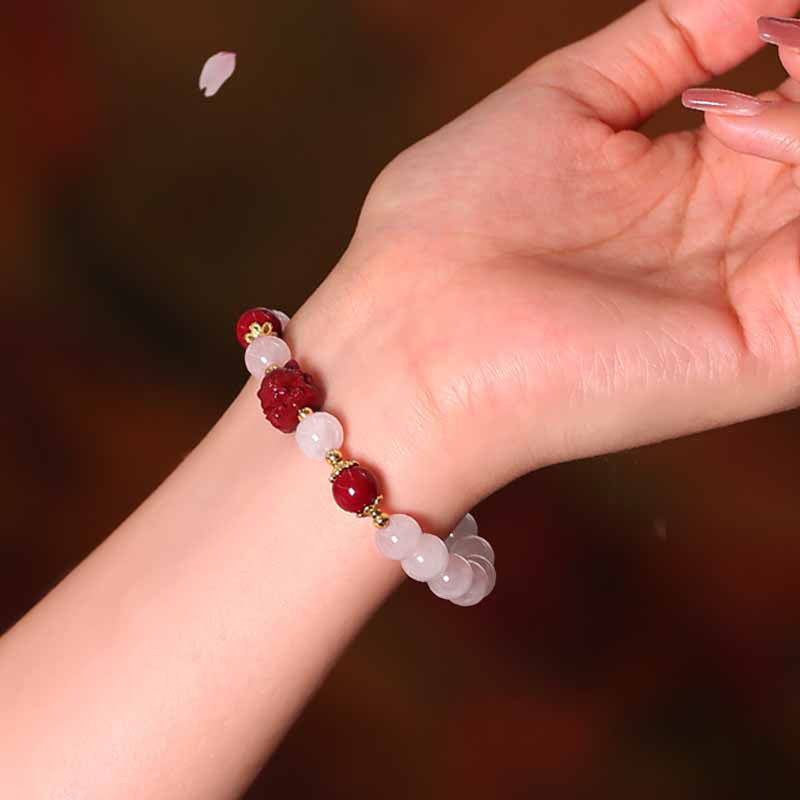 Bracelet d'amour renard à neuf queues en cristal rose 8 mm apaisant