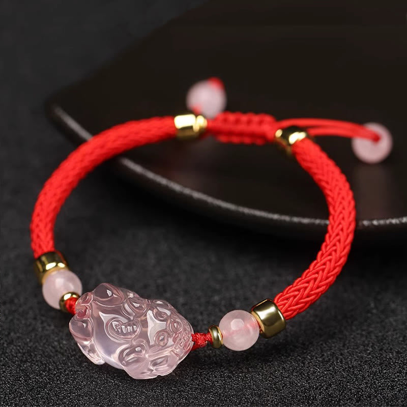 Bracelet de richesse PiXiu en cristal rose avec protection en fil rouge