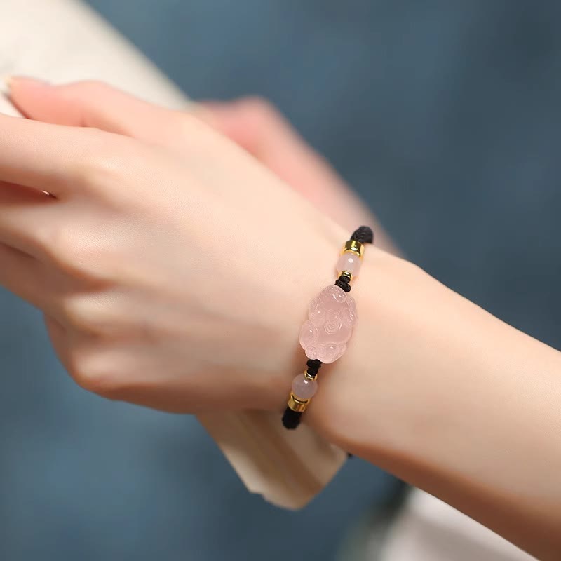 Bracelet de richesse PiXiu en cristal rose avec protection en fil rouge