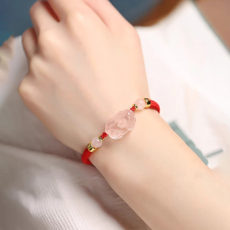 Bracelet de richesse PiXiu en cristal rose avec protection en fil rouge