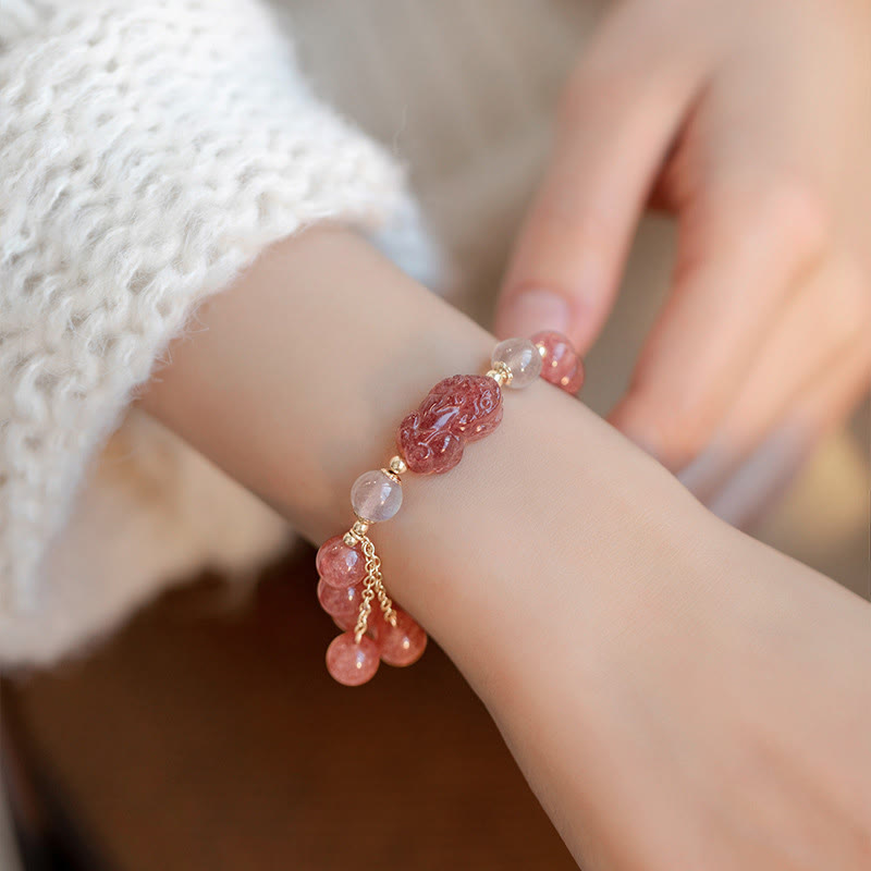 Bracelet Pixiu avec perles de 8,5 mm en quartz fraise et pierre de lune pour l'amour
