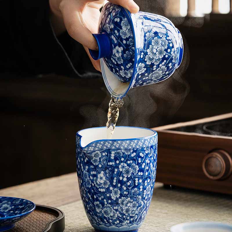 Tasse à thé Gaiwan en porcelaine bleue et blanche à motif de fleurs de prunier, 185 ml