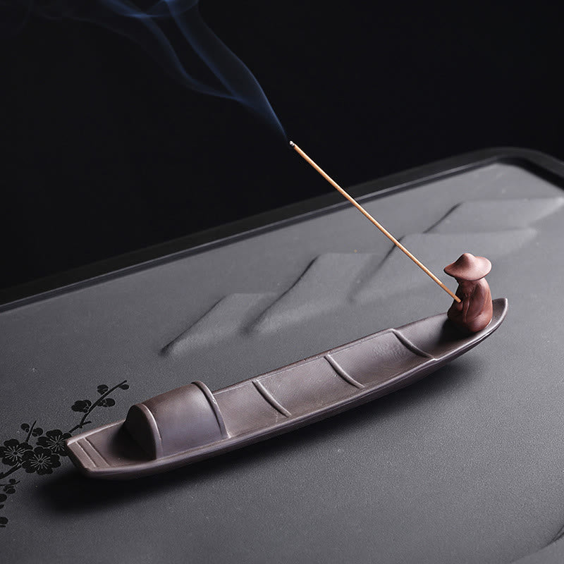 Brûleur d'encens en argile violette en forme de bateau de pêcheur pour la paix et la guérison