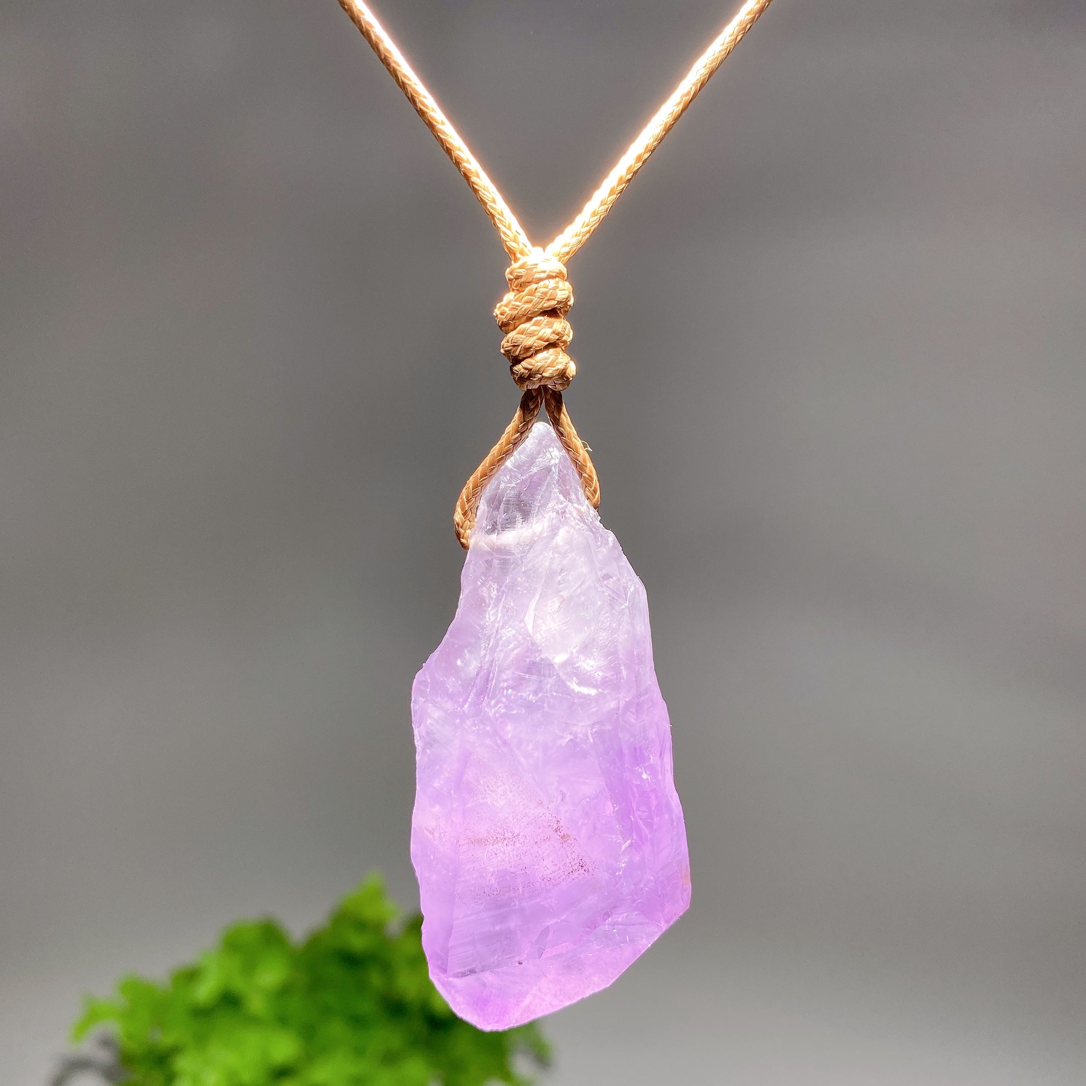 Collier d'améthyste brute, cristal de guérison, 3,8 à 5,8 cm