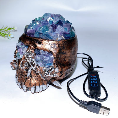 Lampe USB en forme de tête de mort en fluorite brute et célestite, 4,6 pouces