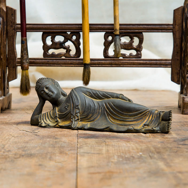 Statue de Bouddha couché en poudre de fer rouille coulée 17,5 cm Sculpture