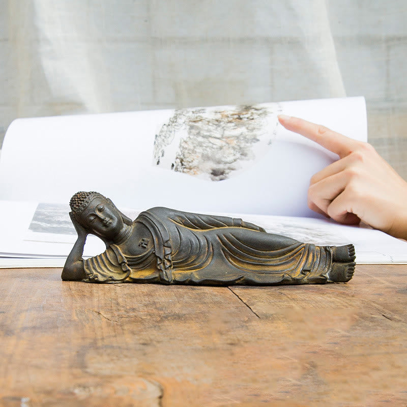 Statue de Bouddha couché en poudre de fer rouille coulée 17,5 cm Sculpture