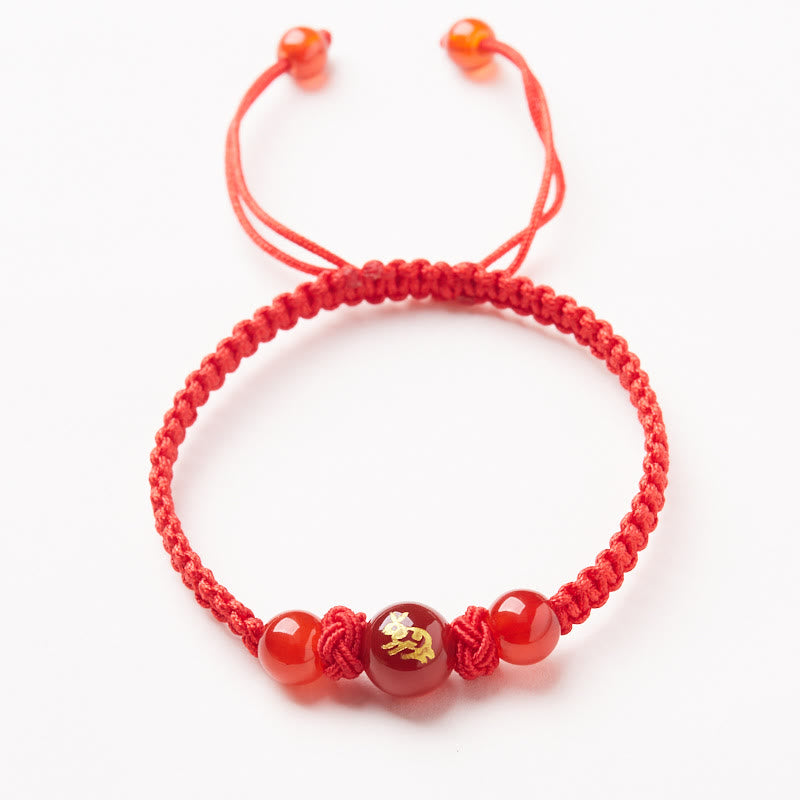 Bracelet porte-bonheur en agate rouge, symbole du zodiaque chinois