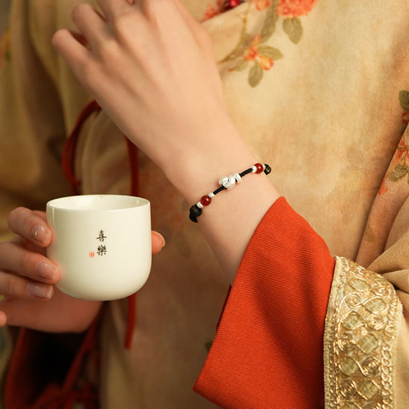 Bracelet de confiance en argent sterling avec serpent en agate rouge
