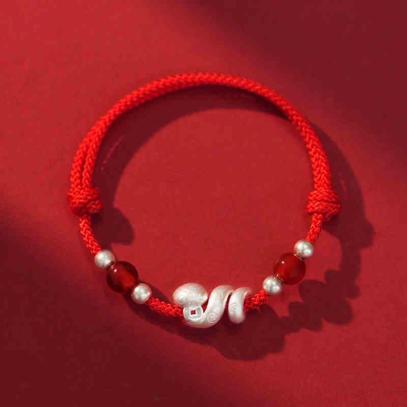 Bracelet de confiance en argent sterling avec serpent en agate rouge