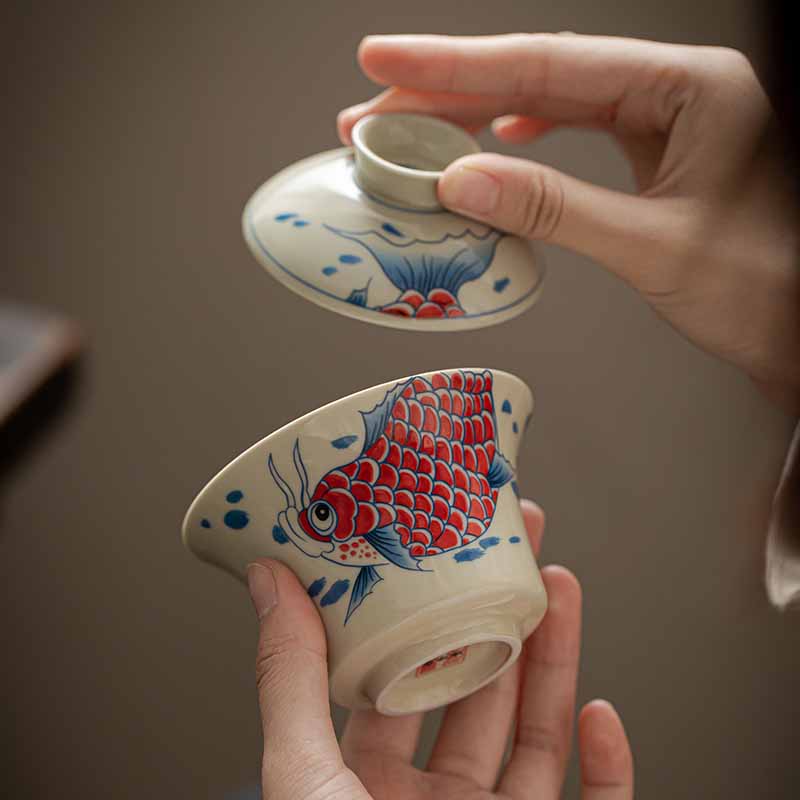 Tasse à thé Gaiwan en céramique rouge motif carpe koï 130 ml pour rituels du thé