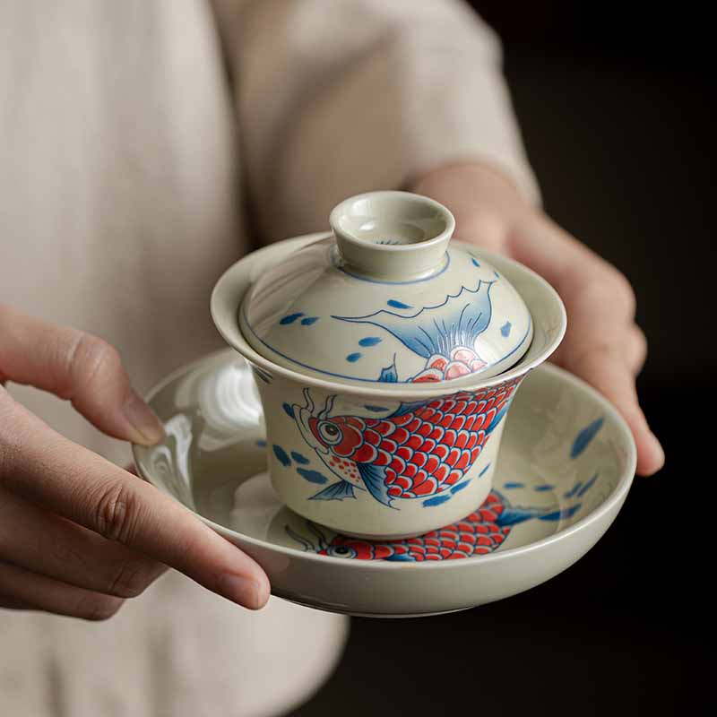 Tasse à thé Gaiwan en céramique rouge motif carpe koï 130 ml pour rituels du thé