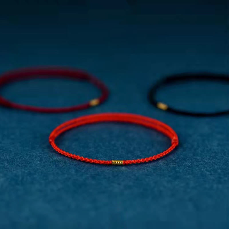 Bracelet fil rouge avec perles dorées porte-bonheur | Protection et chance