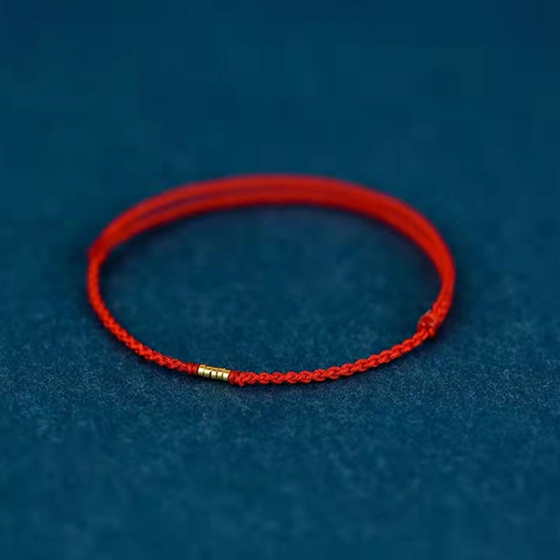 Bracelet fil rouge avec perles dorées porte-bonheur | Protection et chance