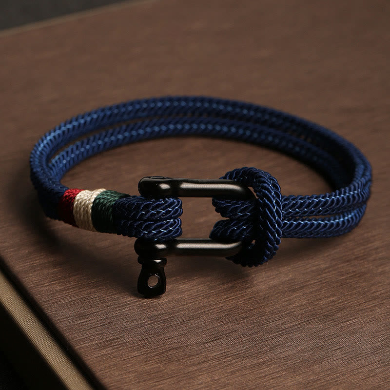 Bracelet en fil rouge avec boucle en acier inoxydable pour la chance et la protection