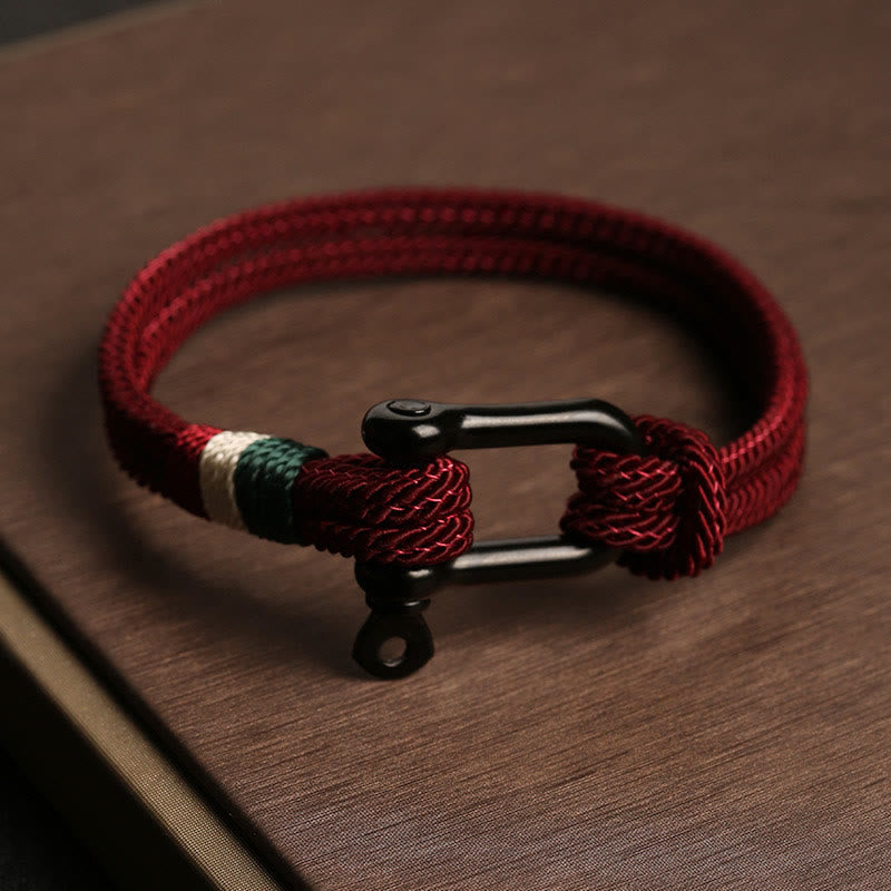 Bracelet en fil rouge avec boucle en acier inoxydable pour la chance et la protection