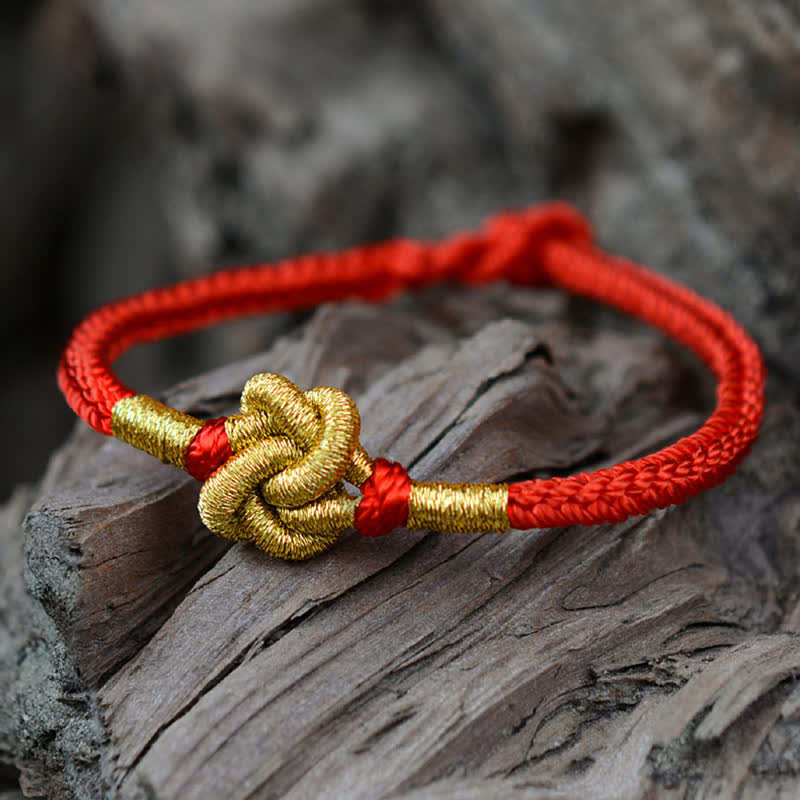 Bracelet porte-bonheur en fil rouge | Nœud chinois fait main
