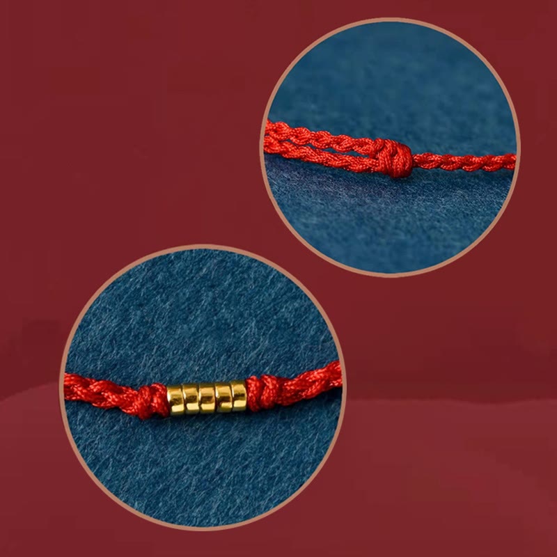 Bracelet de cheville porte-bonheur en perles dorées à fil rouge