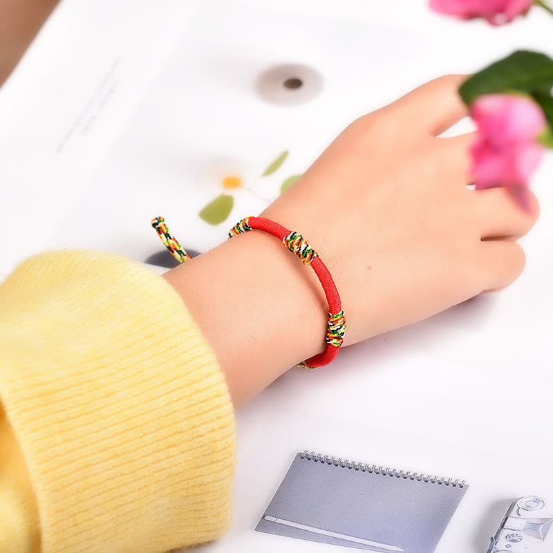 Bracelet de protection en fil rouge avec nœud tibétain King Kong