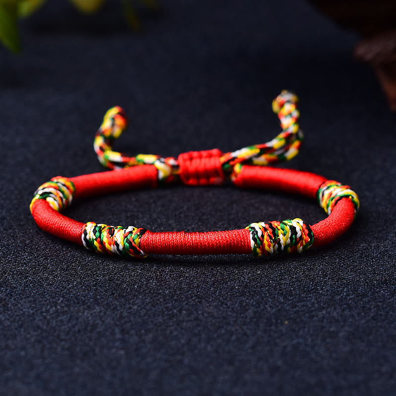 Bracelet de protection en fil rouge avec nœud tibétain King Kong